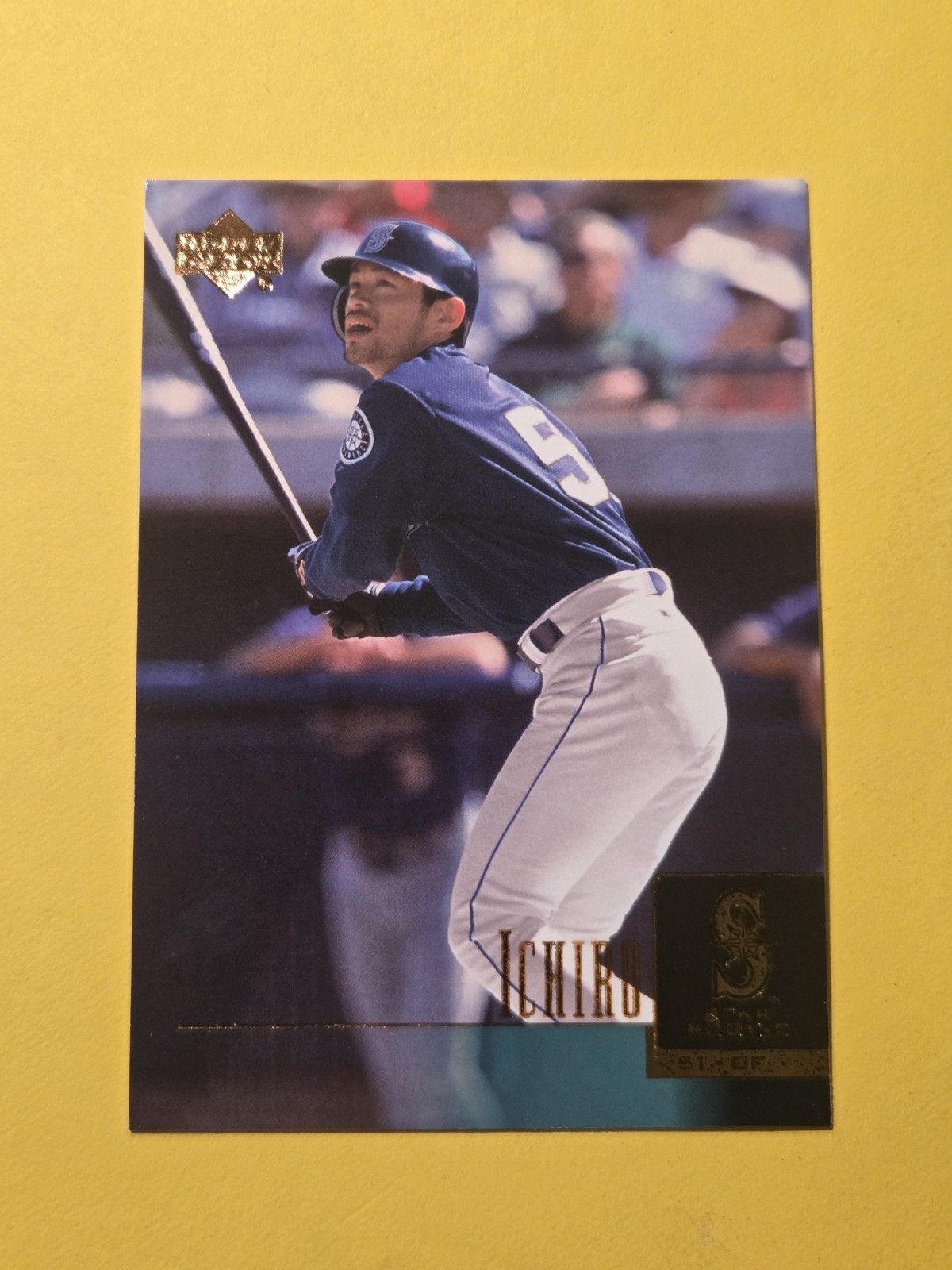 2001 Upper Deck Ichiro RC Rookie Card Star Rookie Seattle Mariners #271. A4