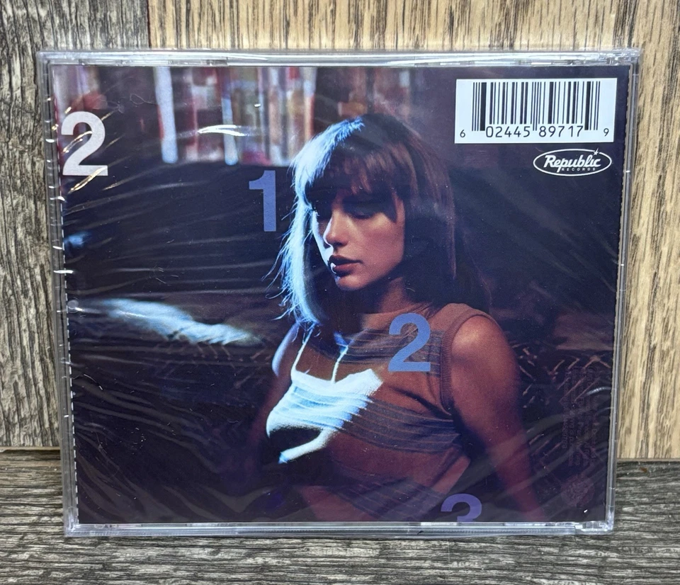 Taylor Swift SIGNED Midnights Moonstone Blue Eras CD Autographed Photo SEALED!! - Image 3 of 3