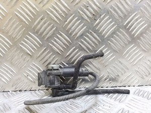 Volkswagen Golf IV 2003 Diesel 74kW Turbolader Druckwandler Magnetventil