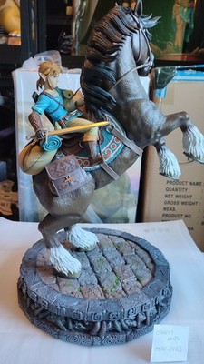 First 4 Figures Link on Horse Exclusive Edition Resin Statue First4Figures Zelda