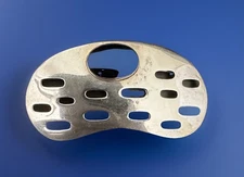 BOMA Sterling Silver 925 Abstract Open Work Bezel Set Black Onyx Brooch