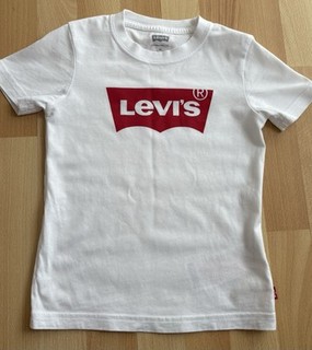 Camiseta blanca Levi’s niños 5 años