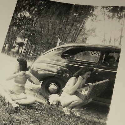 1940s Women Putting on MAKEUP Girls Camping Car Vintage Snapshot PHOTO