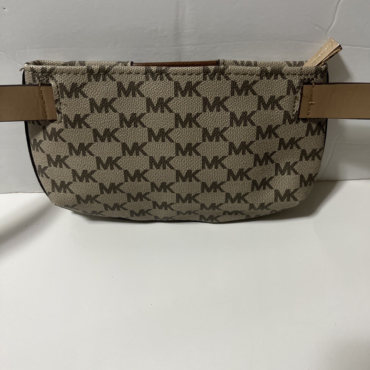 MICHAEL KORS Waist Belt Bag Fanny Pack Beige Tan Signature Logo