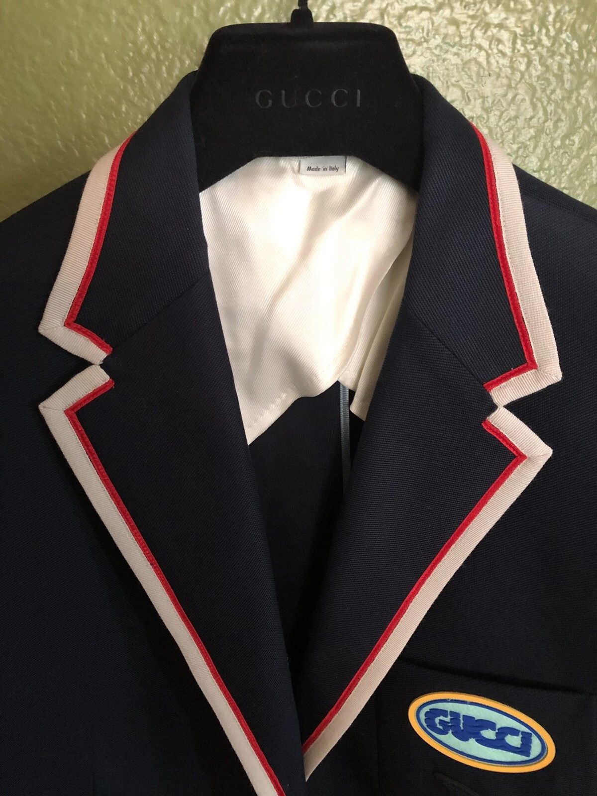 Giacca toppa piscina 100% autentica GUCCI squalo marino e ""Gucci"" con logo $4.200 + tasse