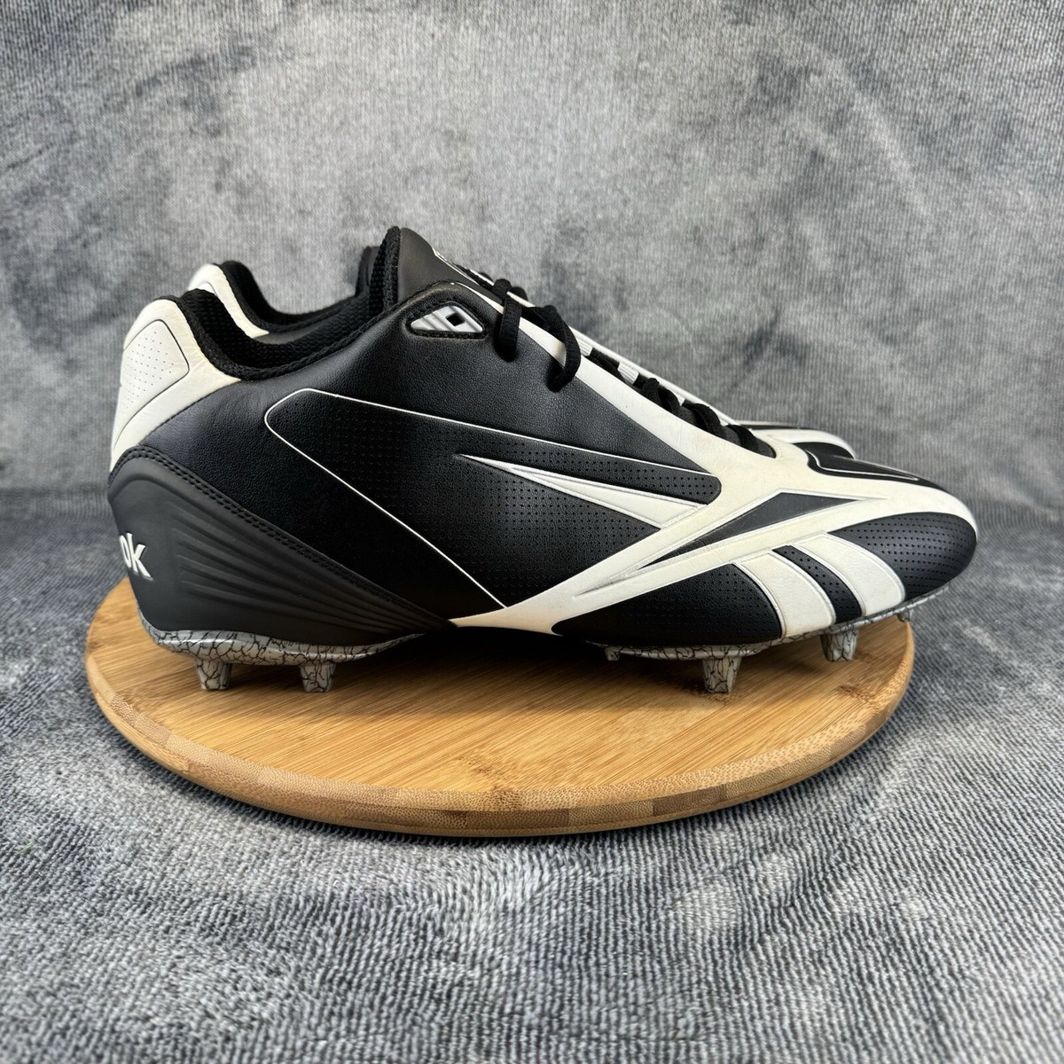 Reebok Mens NFL Equipment Size Cleats Black White Raiders