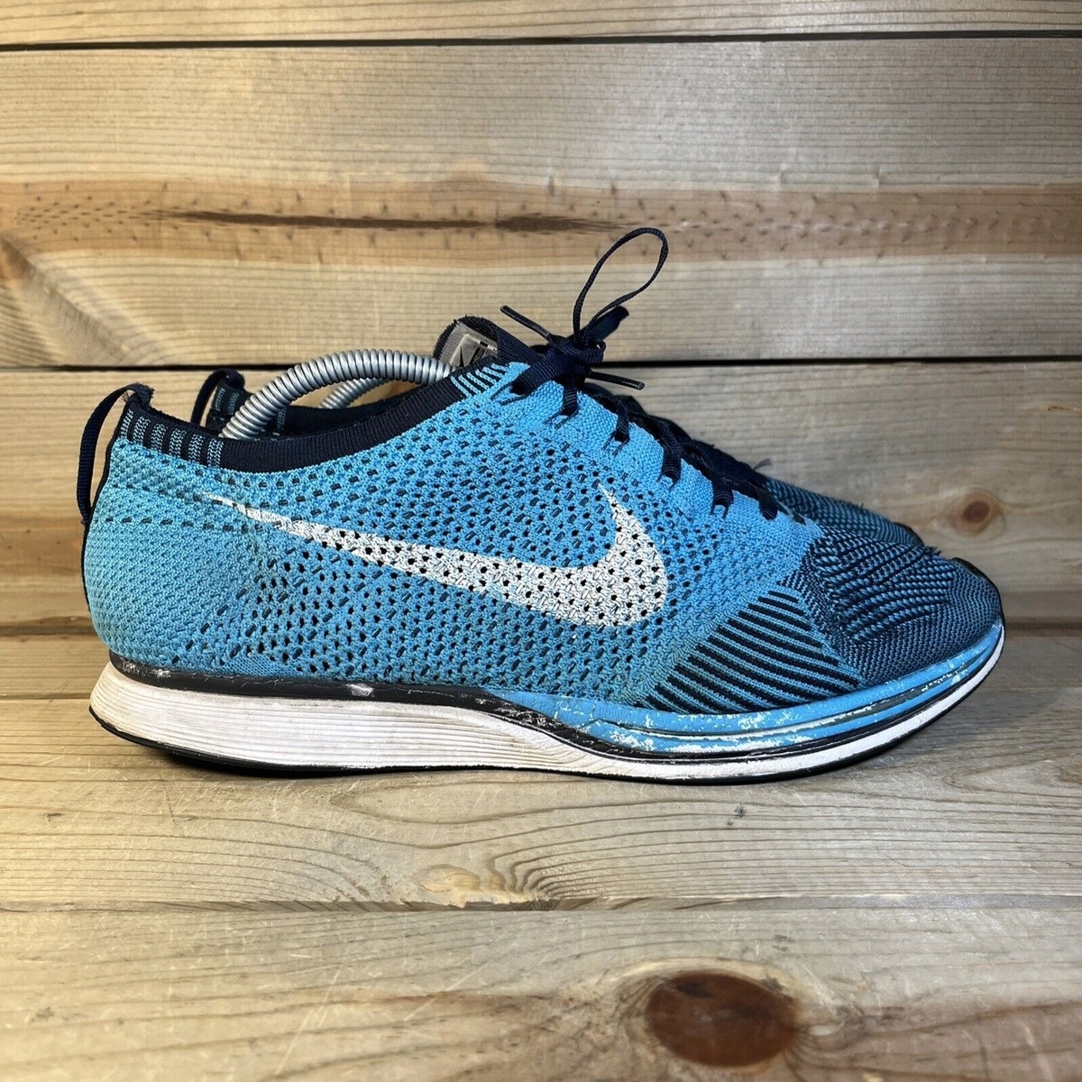 Men's 11.5 Nike Flyknit Racer Chlorine Blue Dark Obsidian Men's 11.5 Nike Flyknit Racer Chlorine Blue Dark Obsidian