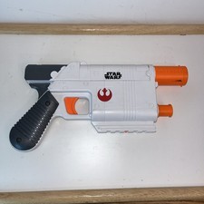 Nerf Star Wars The Force Awakens Rey Jakku Blaster Hasbro 2015 with 4 Darts