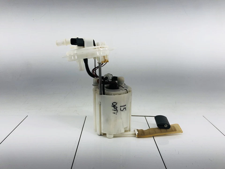 11-15 KIA OPTIMA 2.4L L4 BOMBA DEPÓSITO COMBUSTIBLE TRASERO GASOLINA CON SENSOR DE NIVEL OEM Foto 2 de 4