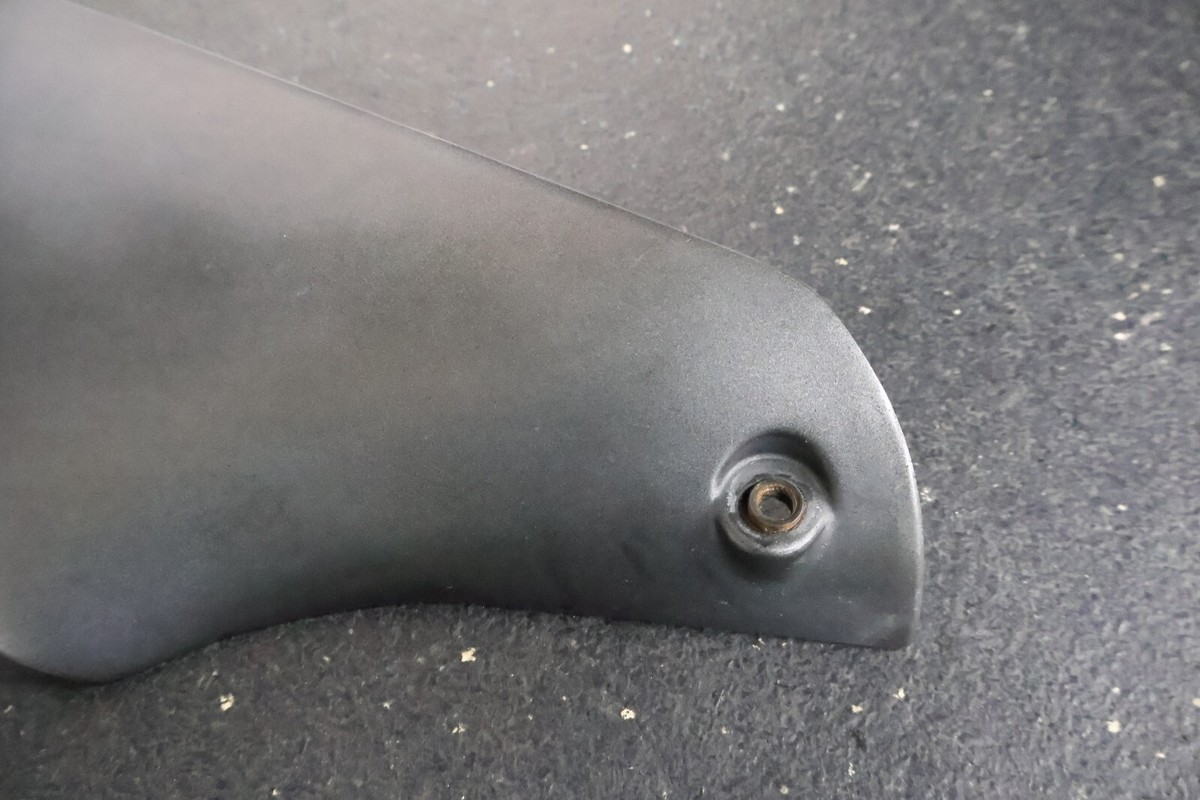KAWASAKI 2001 ZX900 ZX9R NINJA LEFT FORK COVER MUD GUARD PLASTIC