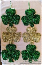 2 NEW ST PATRICKS DAY TINSEL GREEN GOLD SHAMROCKS WALL OR DOOR HANGING DECOR