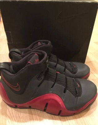 Nike Zoom Lebron IV Size 11.5 Crimson 