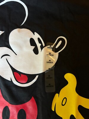 Paca de ropa de Disney  nueva de niños- Box of new Disney Children's clothes