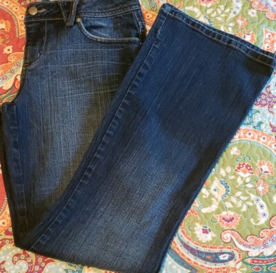 SO wear it declare it Brand ~ Denim Blue Jeans ~ Juniors' Size 9 ~ Medium Wash