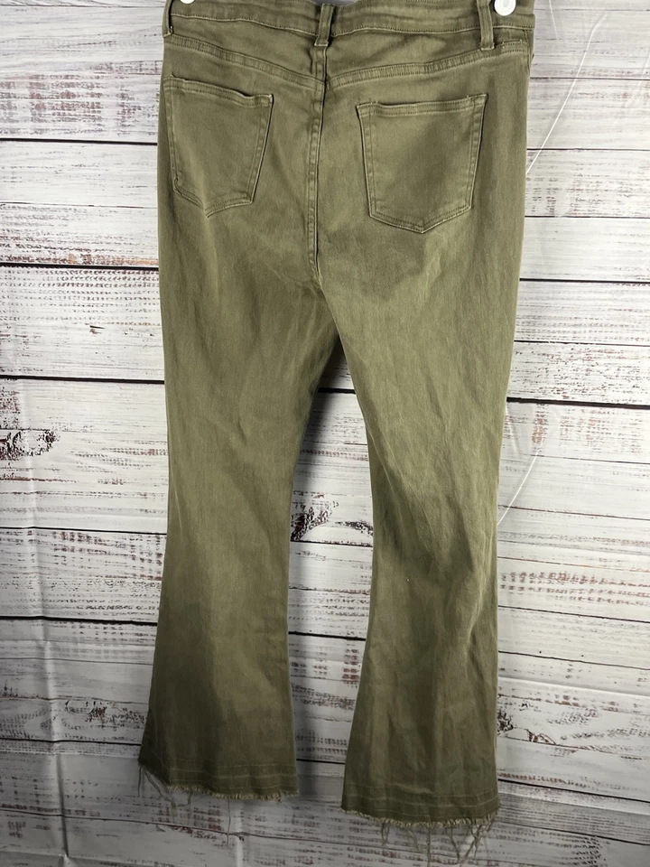 Hot Kiss High Rise Flare Jean Leg Size 15 Zip Bottom Fly Raw Hem 5 Pocket Leg - Image 4 of 4