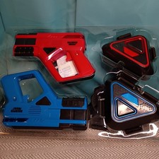 LASER TAG Two Player Set with Blasters Vests -- Sharper Image NEW Box Damage
