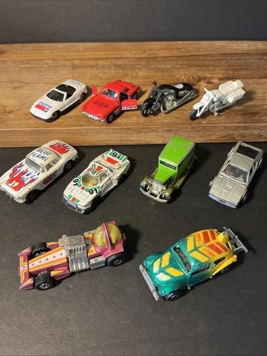 Vintage & Modern Diecast Car Lot Hot Wheels Matchbox Off Brand - Lot If 10