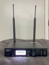 Shure ULXD4 Digital Wireless Receiver G50 470 - 534 MHz w/ shure antenna PSU