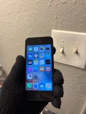 Apple iPhone 5 - 16 GB - Black MD634LL/A iOS 9.1