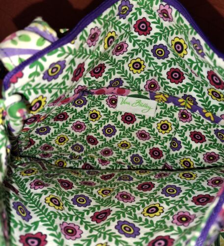 Vera Bradley Viva La Vera Hipster Purse - Picture 4 of 4