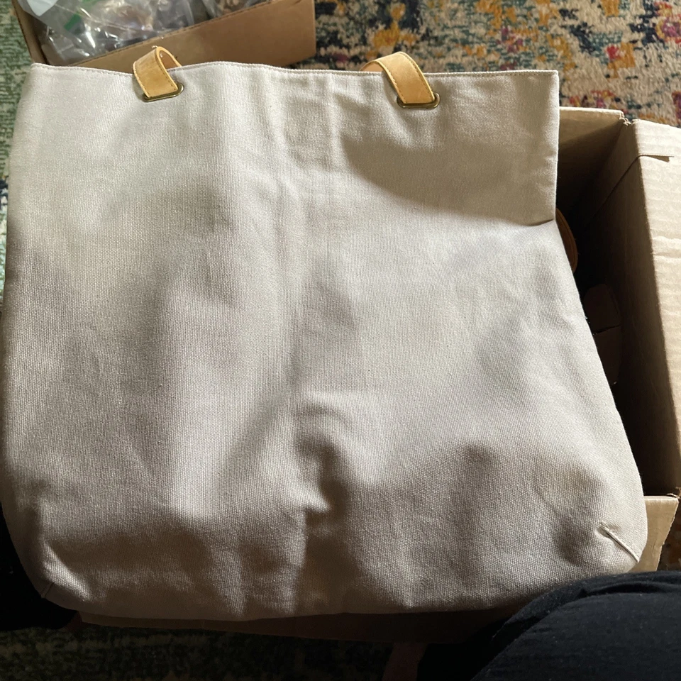 Hearth and Hand Magnolia Tote Tan Leather Handle 16x17  PU1 - Image 3 of 4