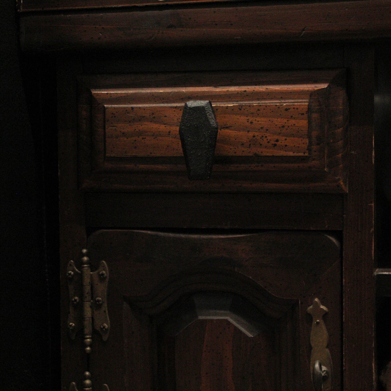 Picture 4 of 9