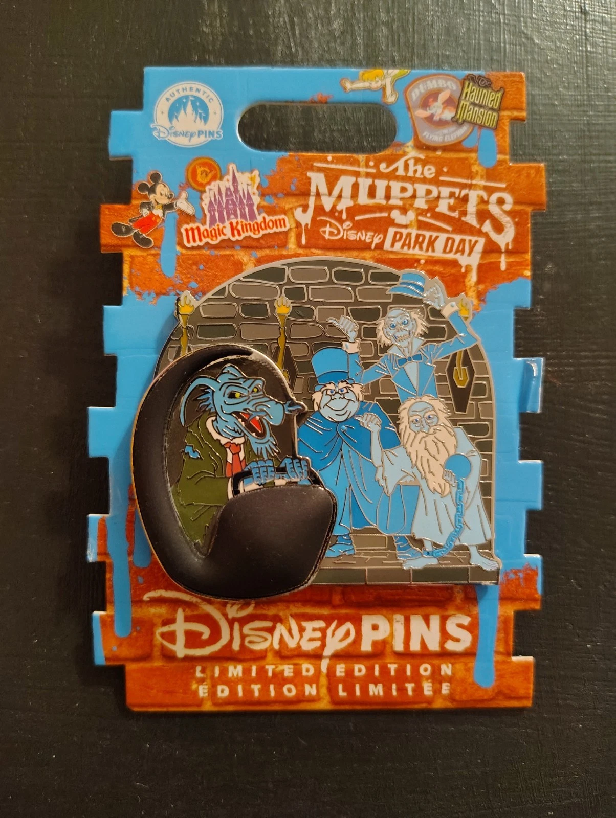 Uncle Deadly Hitchhiking Ghosts Haunted Mansion Muppets Park Day Limited Edt Pin