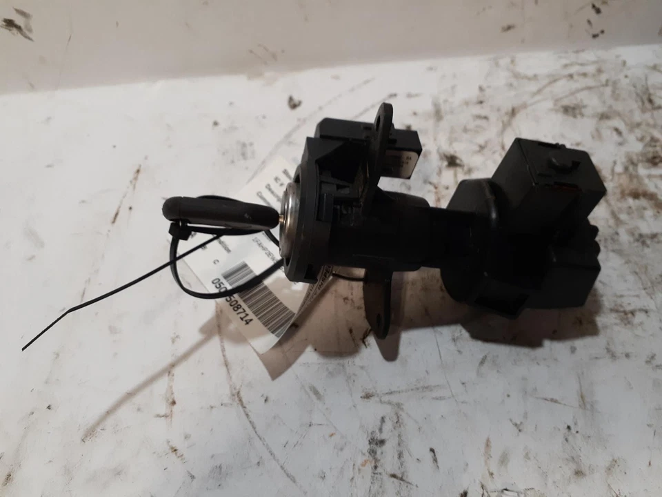 Interruptor de encendido usado se adapta a: Ford Taurus 2010 interruptor eléctrico solo ig convencional Foto 2 de 4