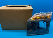 Truck-lite 27683b Mack Truck Left Side Headlight Housing Assembly 23992947