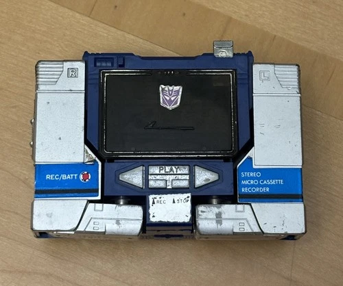 VINTAGE Transformers G1 1983 Takara Soundwave Cassette Player No Accessories