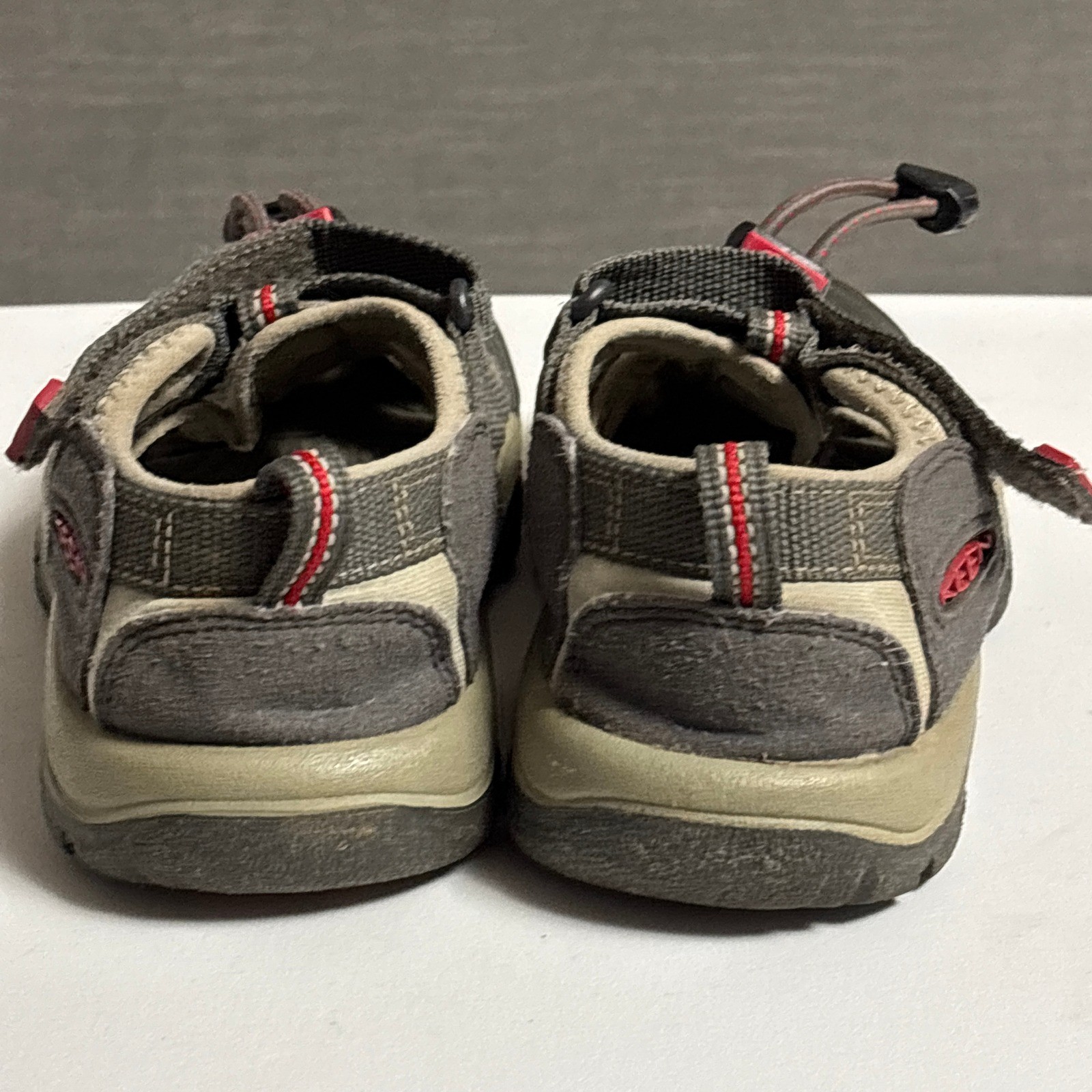 KEEN bambino ragazzo 13 grigio lavabile Newport grigio acqua escursionismo casual trail