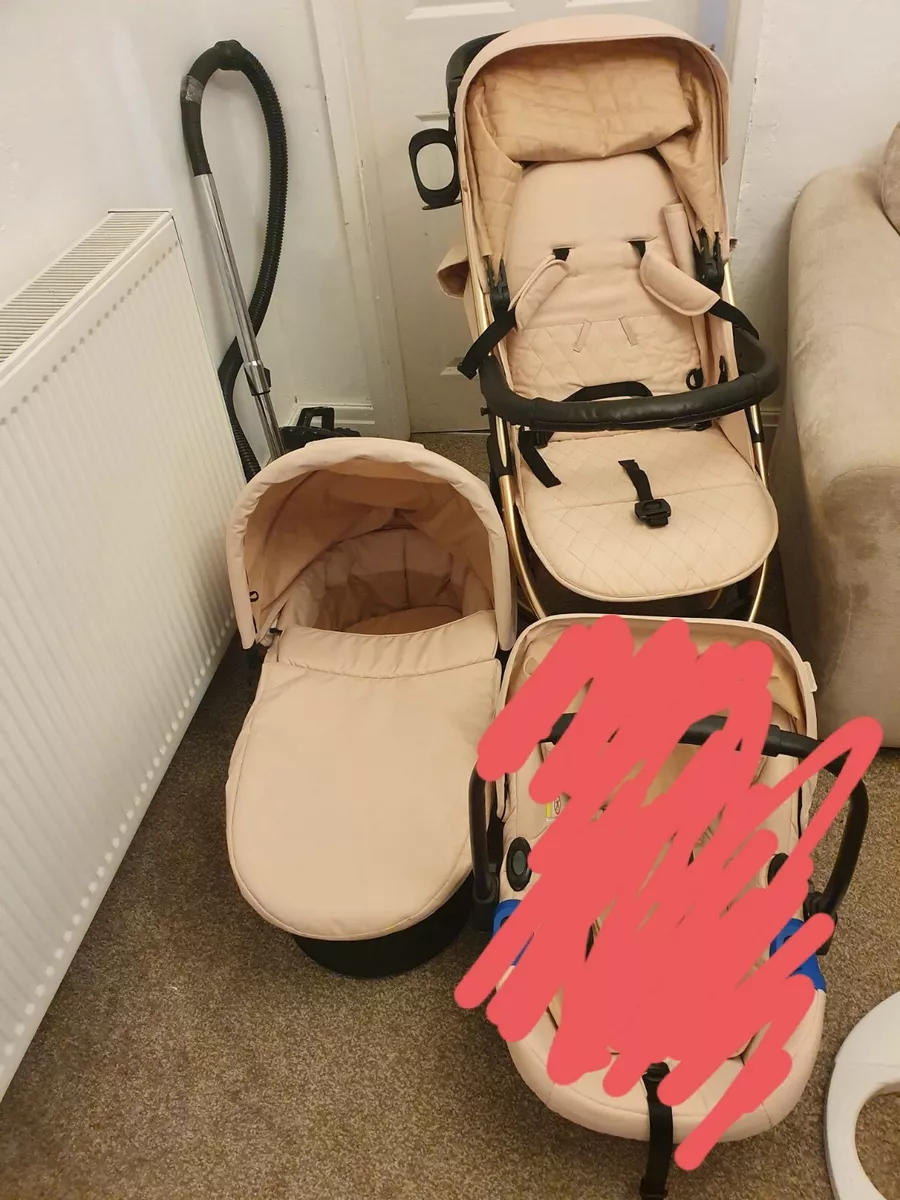 Billie faiers sale blush travel system
