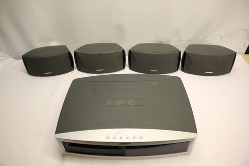 Bose AV3-2-1 II Medien Zentrum DVD Spieler & 4 X Bose Lautsprecher Ungeprüft