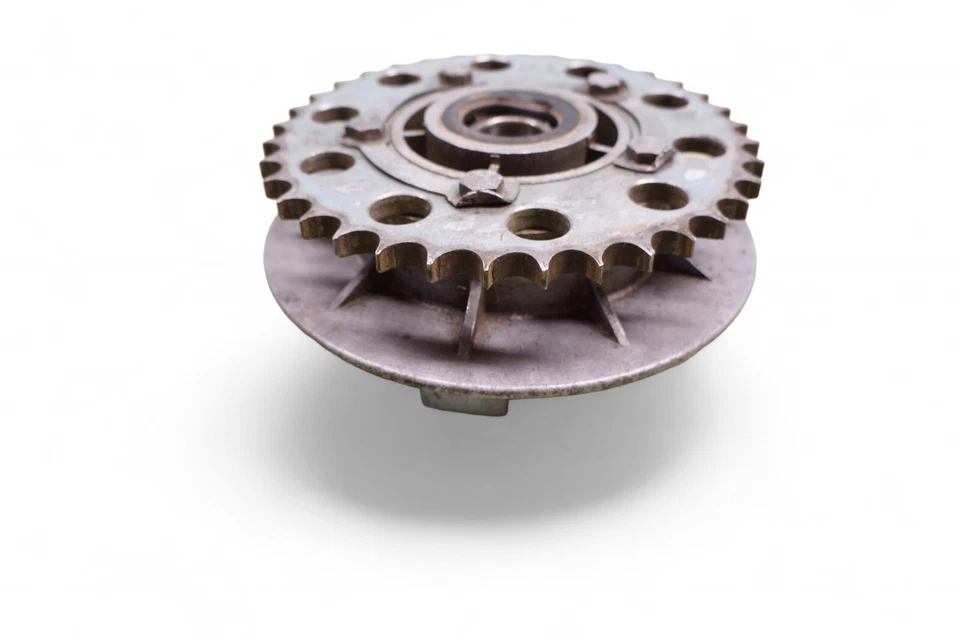 Ducati 750 GT 750GT DM750 1974 Super Sport bisel DM Desmo portapiñones  Foto 4 de 4