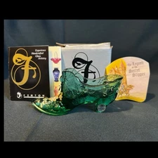 Fenton Painted Green Cabbage Rose Glass Slipper A Van Zile In OG box + Papers