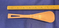 Vintage Stanley Home Products Long Handle Shoe Horn Pink Plastic 8 in.
