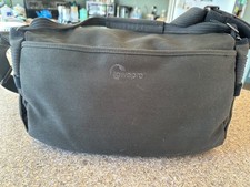 Lowepro Pro Messenger Bag 200 AW