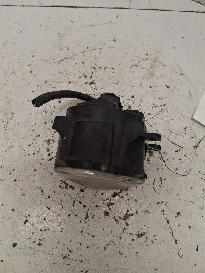 Corner/Park Light Fog-driving Bumper Mounted Lamp Only Fits 10-18 RDX 1379141 - Image 2 of 4