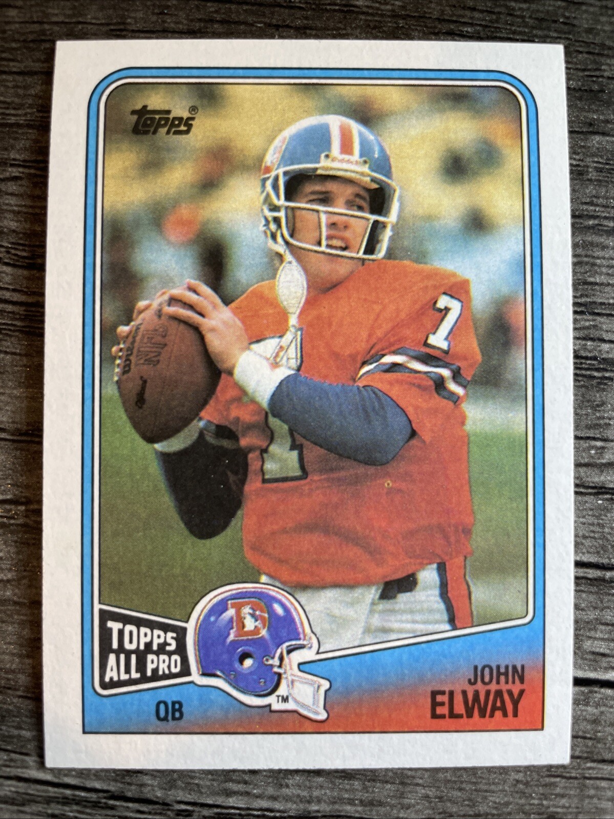 JOHN ELWAY - 1988 Topps Football Card #23 - Denver Broncos - SET BREAK
