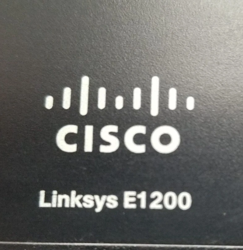 Cisco Linksys E1200 Wi-Fi Router with Power Cable Adapter - works - Image 2 of 3