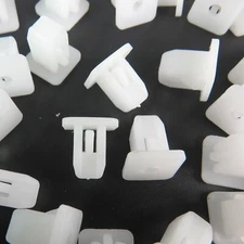 100 Nylon Nut #10 Screw Size Grommet Bumper Fender Clip Fits 8.5mm Square Hole