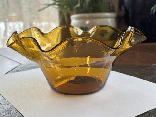 Vintage Amber Hand Blown Art Glass Bowl Ruffled Edge Beautiful! - Picture 8 of 13