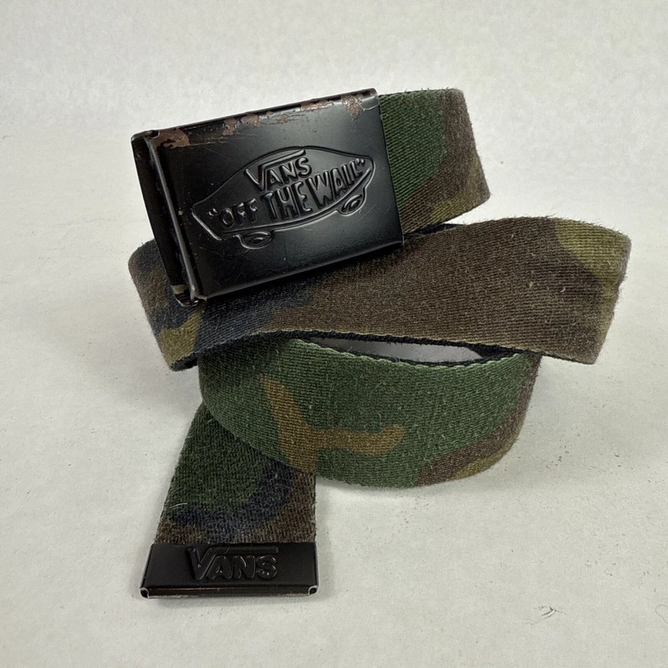 "Cinturón de tela de lona camuflaje Vans ajustable con hebilla a presión logotipo hasta 38""" Foto 2 de 4