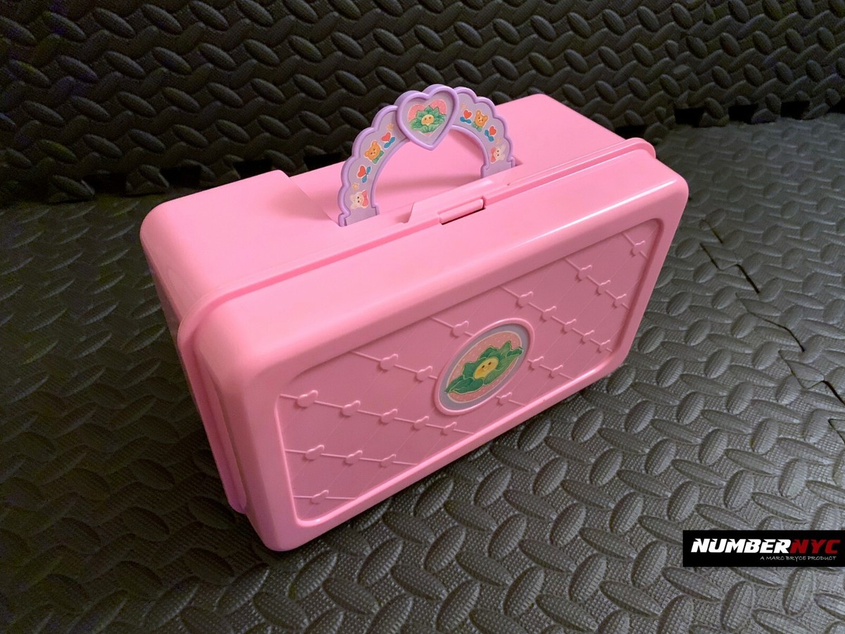 Mattel 1995 CABBAGE PATCH KID Travel Nursery Box DOLL Pink Carry