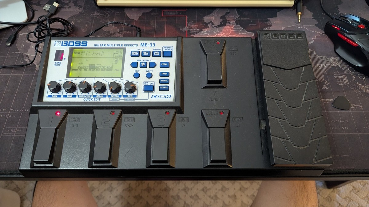 Boss ME33 Guitar Multi-Effects Pedal with COSM Amp Modeling