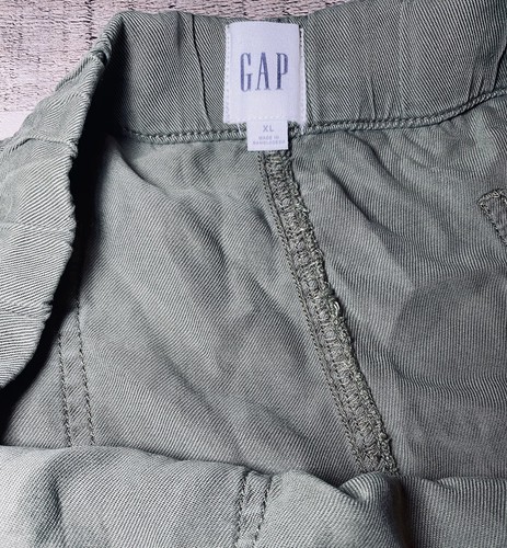 GAP Women's Soft Lightweight Green Drawstring Waist Pull-On Shorts w/Pockets XL - Picture 2 of 3