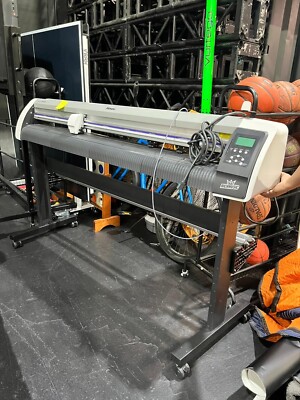 Mimaki CG-130SRII vinyl cutter plotter