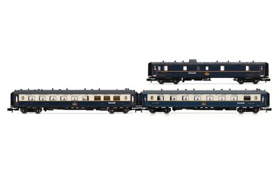 ARNOLD HN4490 Spur N Dreiwagen Set Edelweiss Express Bus Epoche II