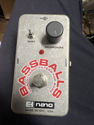 Electro-Harmonix Bassballs Nano Dynamic Filter Pedal for Bass Guitar