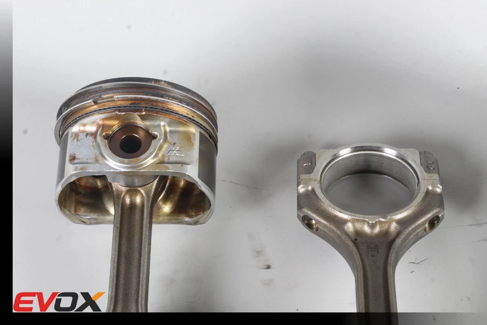 2008-2015 MITSUBISHI LANCER EVOLUTION 10 EVO X OEM Piston & Connecting Rods - Image 3 of 4